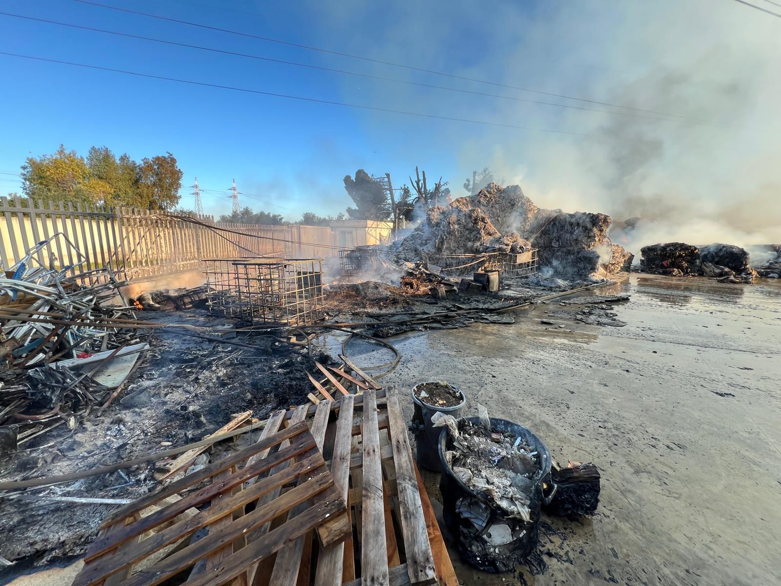 INCENDIO PALO DEL COLLE 30 12 25