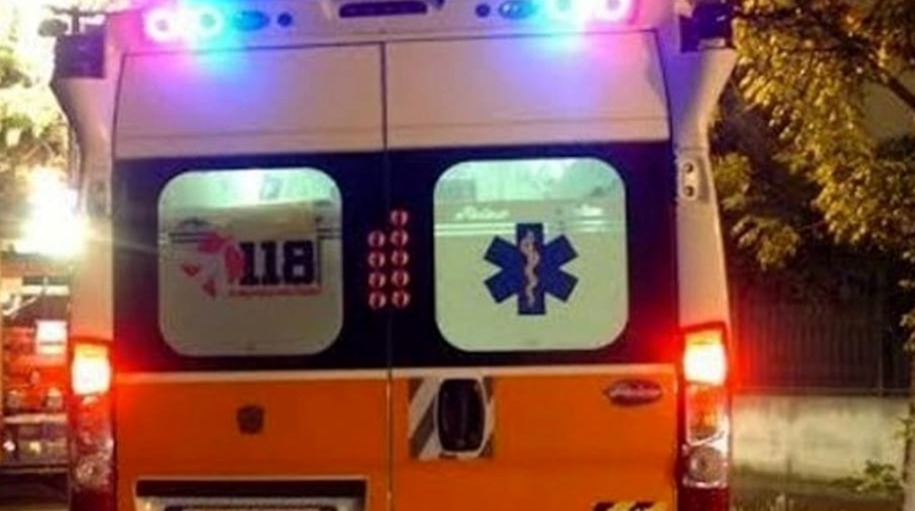 ambulanza-notte-118--2-2-2