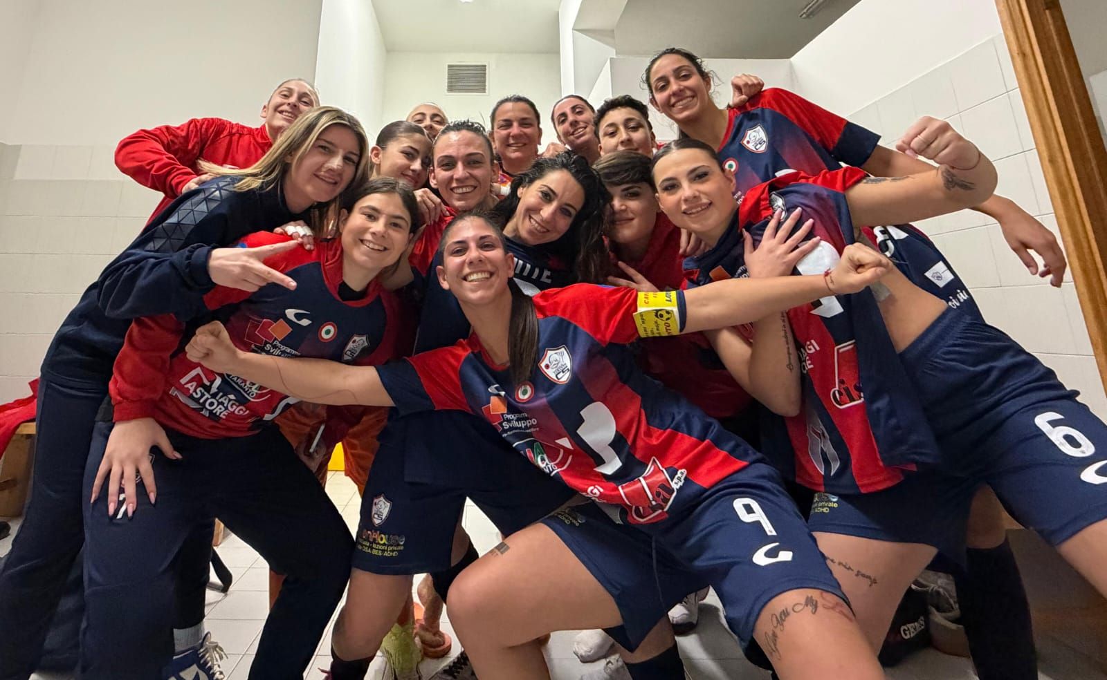 Atletico-Citta-di-Taranto-esultanza-gruppo