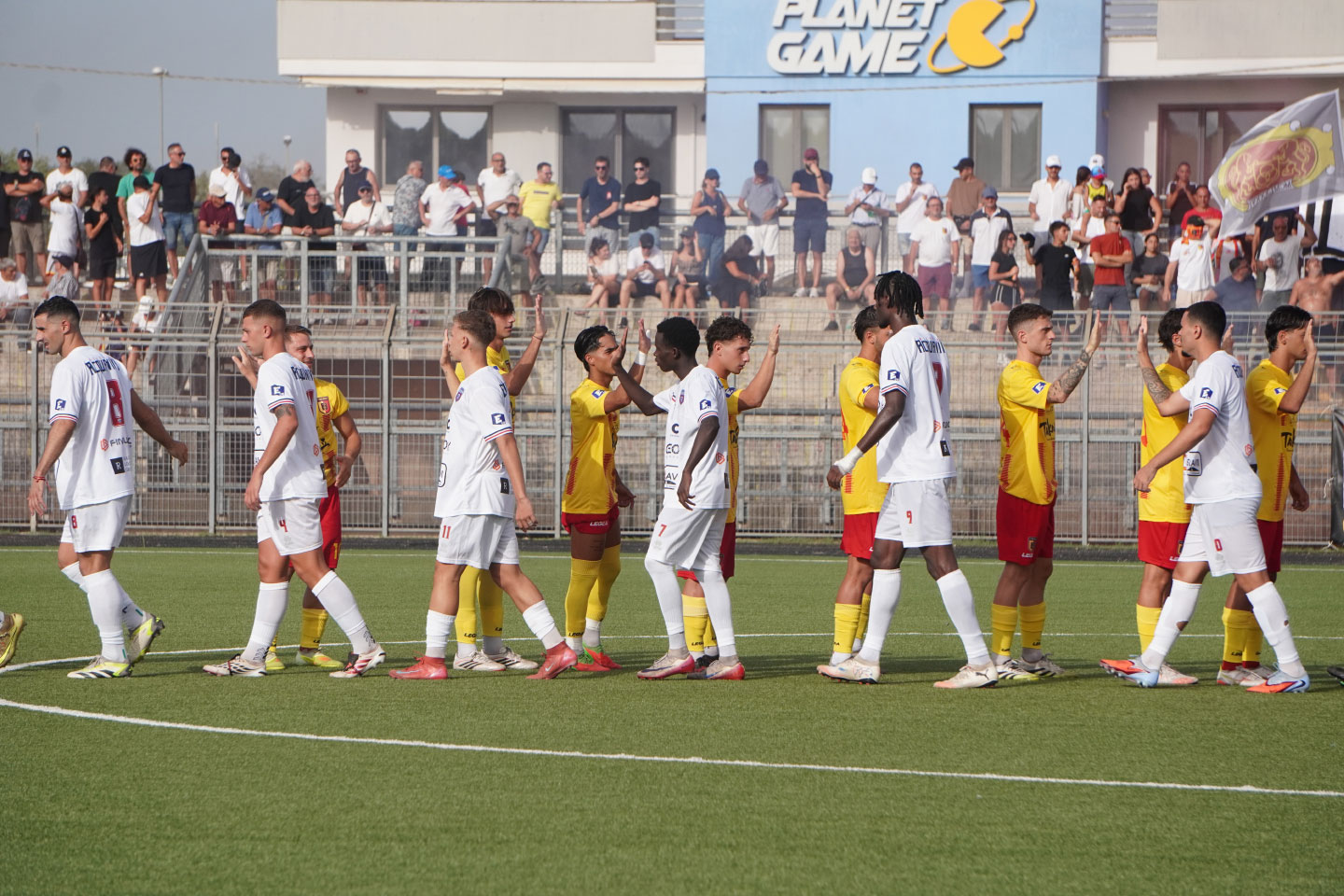 toma-maglie-atletico-acquaviva